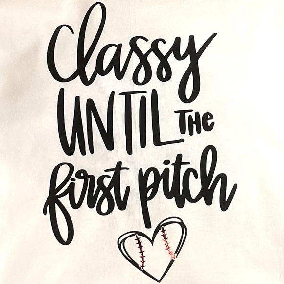 Medium tshirt “first pitch” - Picture 3 of 3